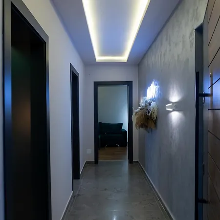 公寓 Melnaz 科尔察