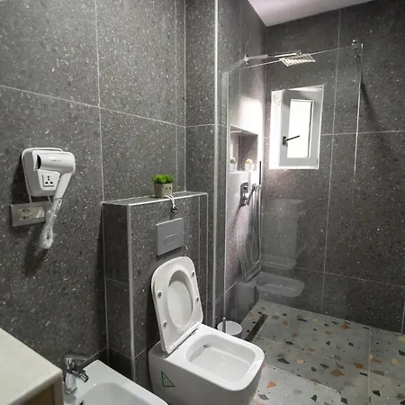 Melnaz Apartment