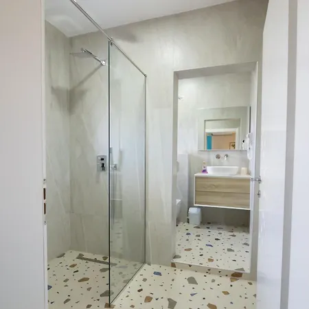 Apartment Melnaz *