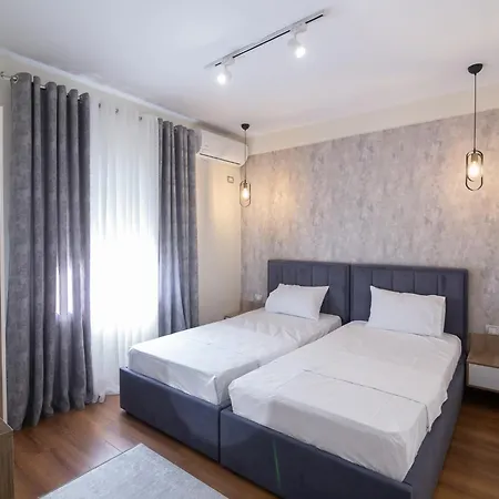 Melnaz Apartment *